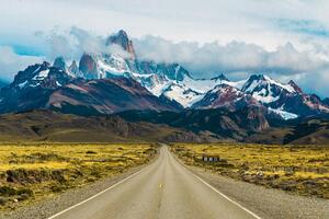 DÍA 4 – EL CALAFATE | EL CHALTÉN y EXCURSION A LAGO DEL DESIERTO – 26 DE ENERO