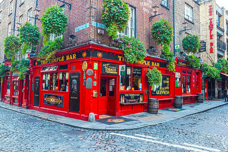 TEMPLE BAR 2