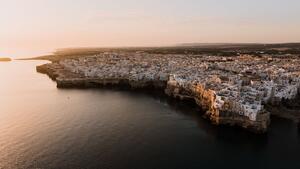 DÍA 10 – BARI | EXCURSION a MONOPOLI y  POLIGNANO A MARE | BARI – 21 DE ABRIL