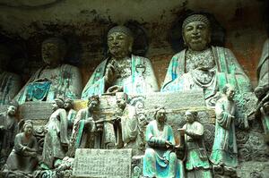 DÍA 14 – CHONGQING| EMBARQUE CRUCERO POR EL YANGTZÉ – 17 DE NOVIEMBRE