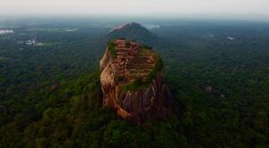 DÍA 6 – FORTALEZA ROCOSA DE SIGIRIYA – EXPERIENCIA EN LA ALDEA – SAFARI EN MINNERIYA – 16 DE FEBRERO DÍA 6 – FORTALEZA ROCOSA DE SIGIRIYA – EXPERIENCIA EN LA ALDEA – SAFARI EN MINNERIYA – 16 DE FEBRERO