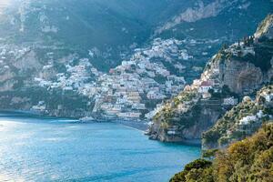DIA 10 – TOUR EN BARCO POR COSTA AMALFITANA | VISITA A POSITANO y AMALFI – 14 DE MAYO