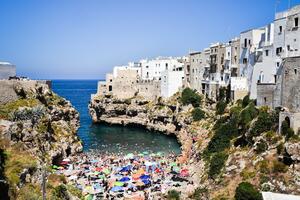 DIA 4 – BARI | POLIGNANO A MARE y MONOPOLI | LECCE – 08 DE MAYO