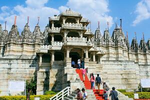 DIA 17 - JODHPUR | VIAJE A UDAIPUR VIA RANAKPUR – 21 DE MARZO