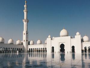 DÍA 26 – DUBÁI| ABU DHABI – 18 DE ABRIL