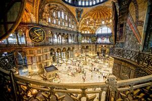 DIA 3 – ESTAMBUL | VUELO A KUALA LUMPUR – 07 DE MARZO