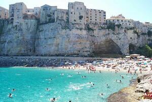 DÍA 13 – TROPEA | DIA LIBRE – 05 DE NOVIEMBRE